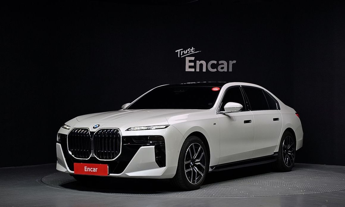 BMW 7-Series 740i sDrive M Sport, 2023