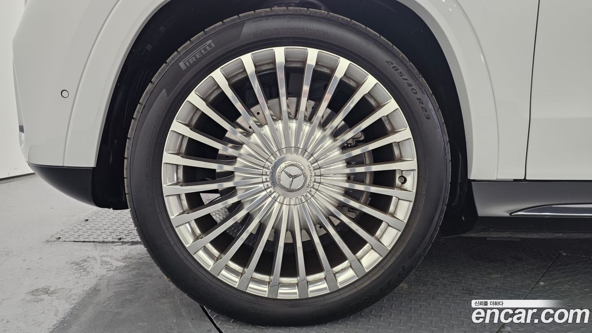 Mercedes-Benz GLS-Class Maybach GLS600 4MATIC, 2025