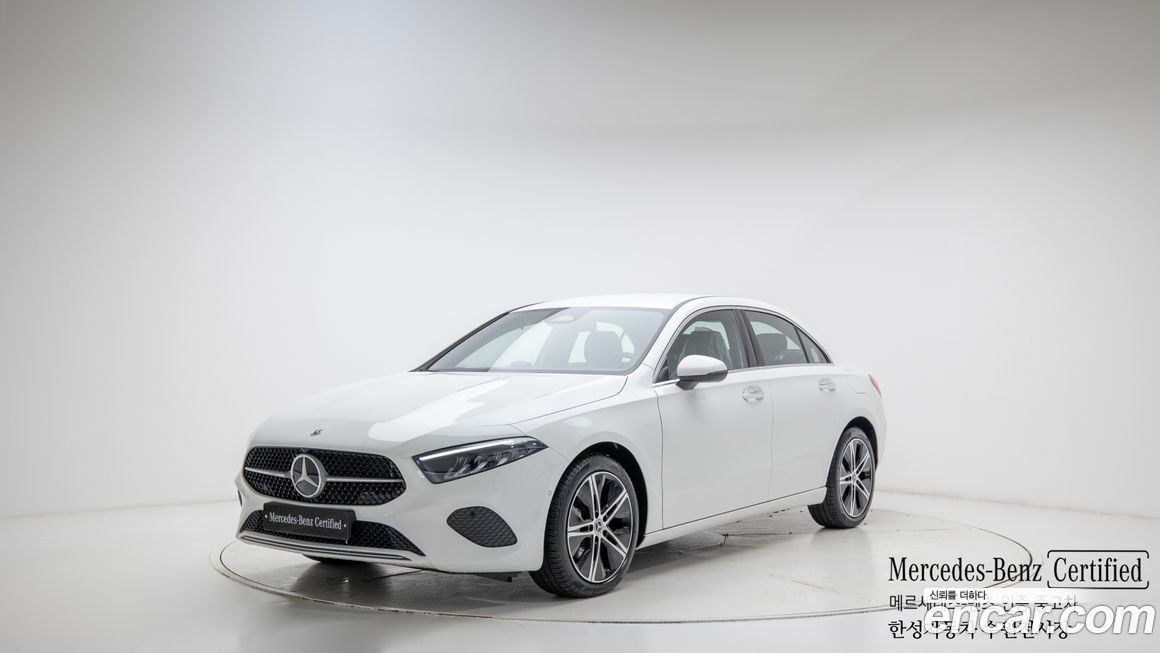 Mercedes-Benz A-Class A220 Sedan, 2026