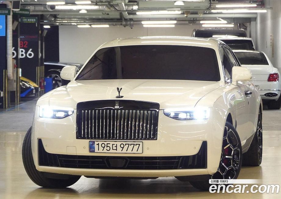 Rolls-Royce Ghost 6.7 V12 Black Badge, 2025