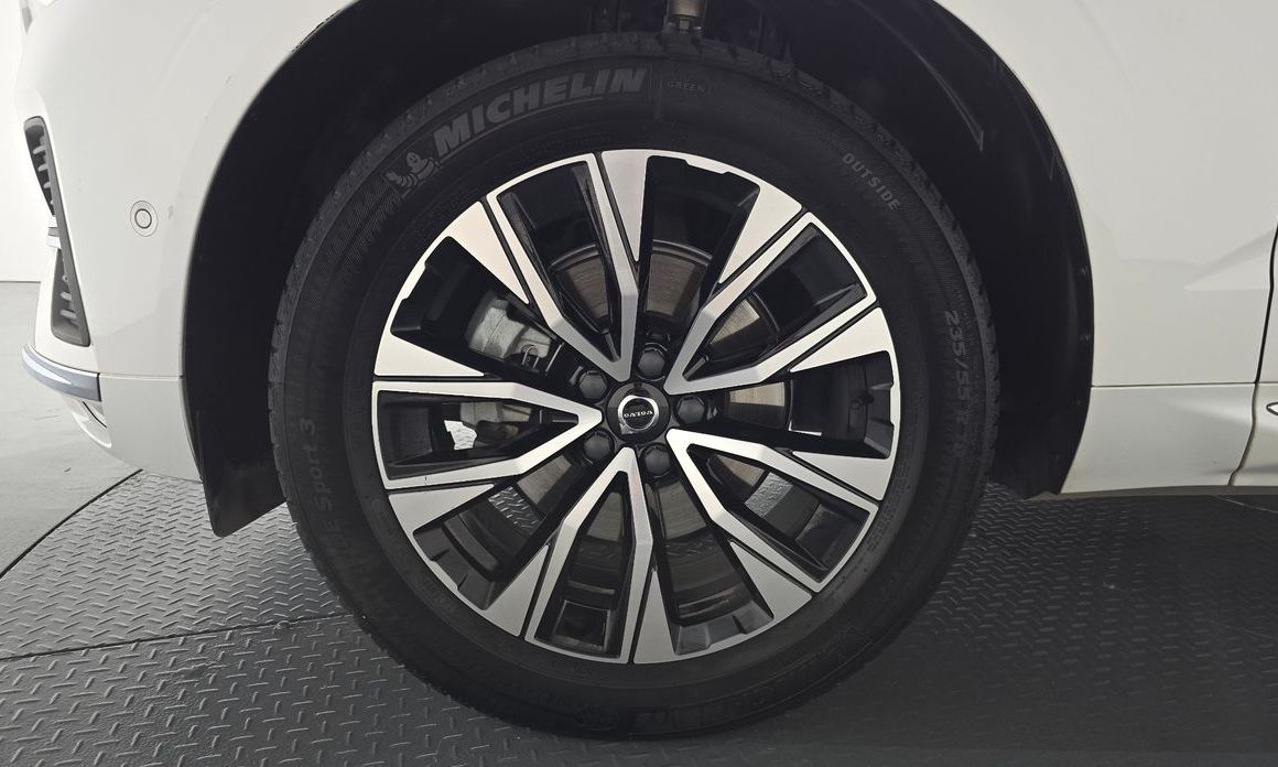 Volvo XC60 B5 Ultimate Bright, 2023