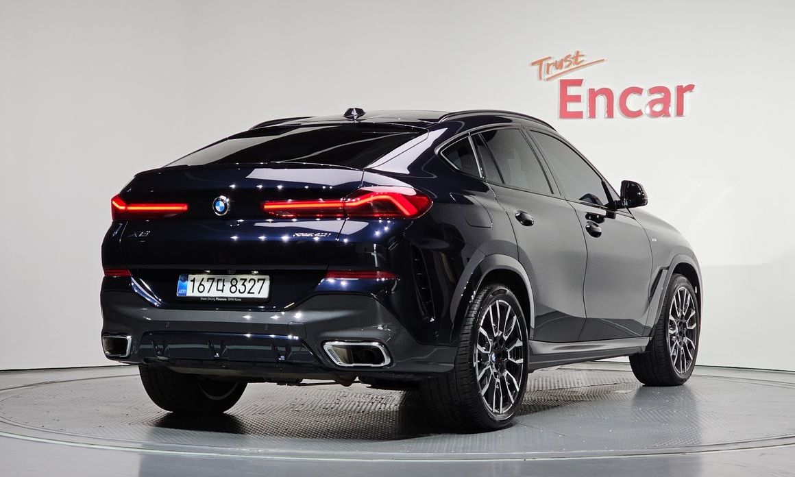 BMW X6 xDrive40i M Sport, 2025