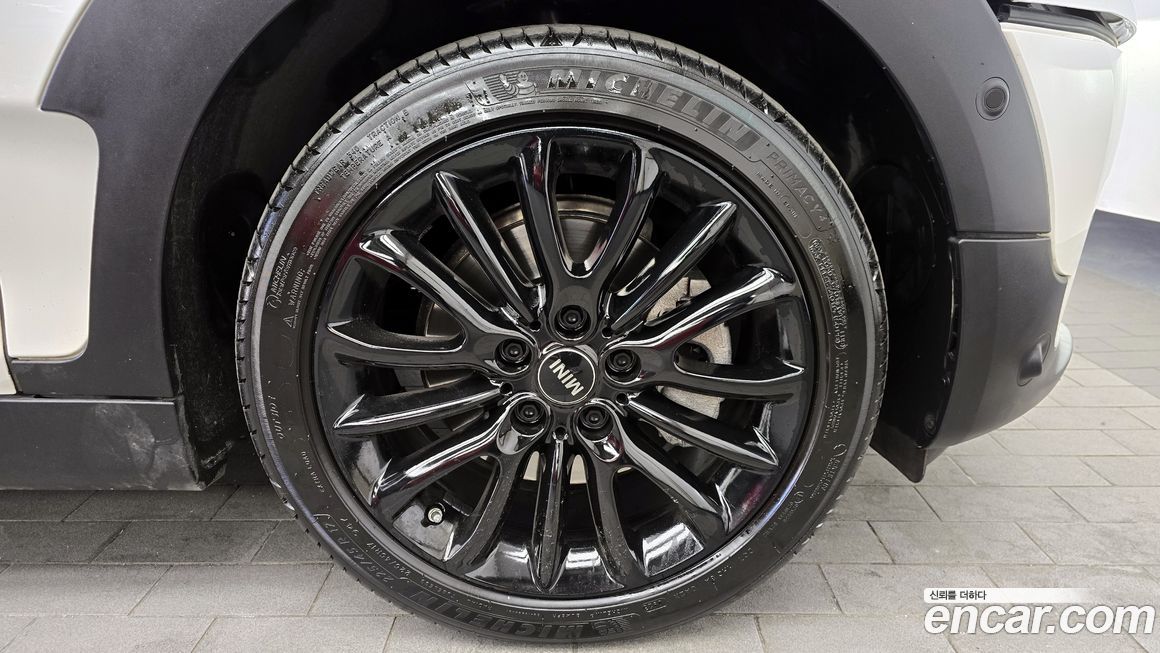 Mini Clubman Classic, 2024