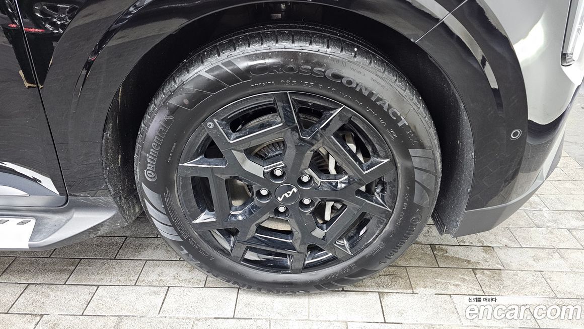 Kia Carnival 7-Seater Gravity, 2024