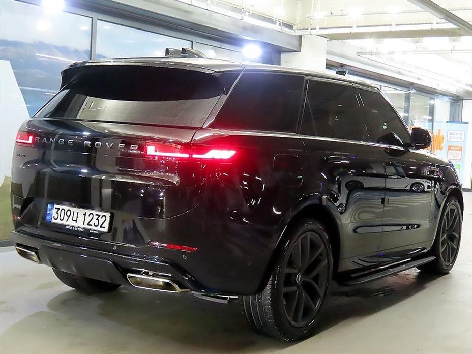 Land Rover Range Rover Sport P360 SE DYNAMIC, 2024