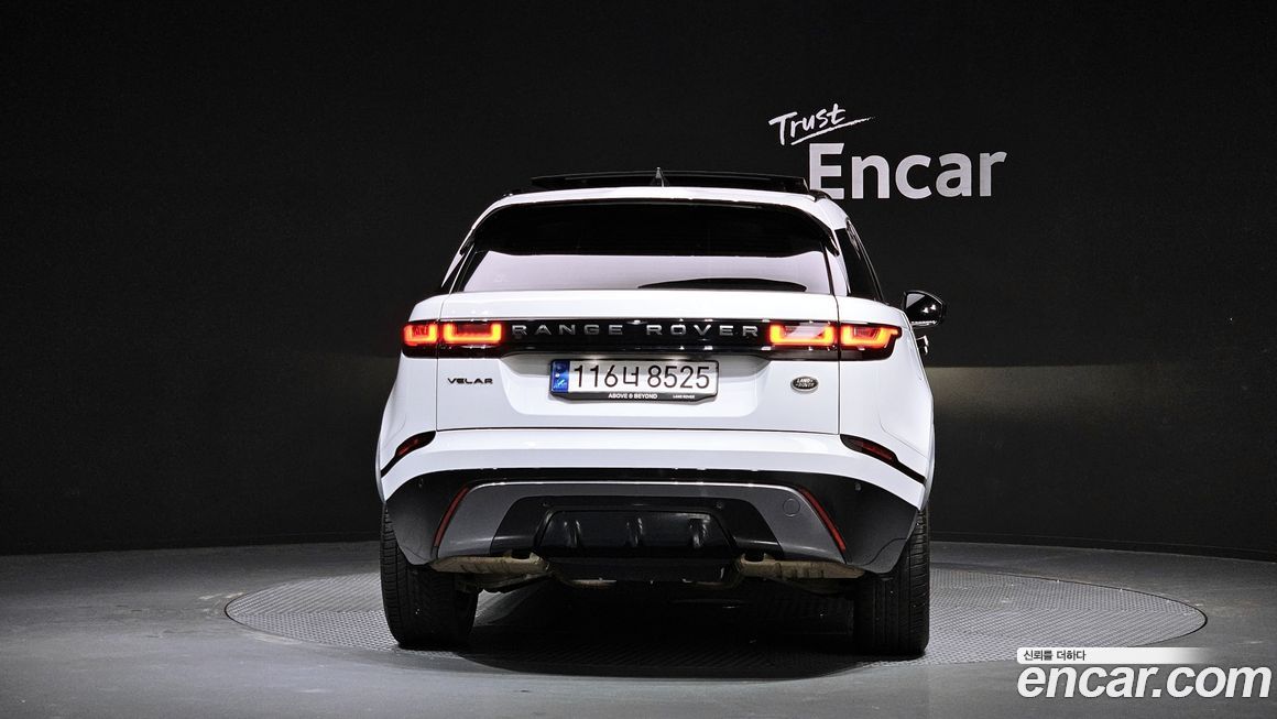 Land Rover Range Rover Velar 2.0 P250 R-Dynamic SE, 2023