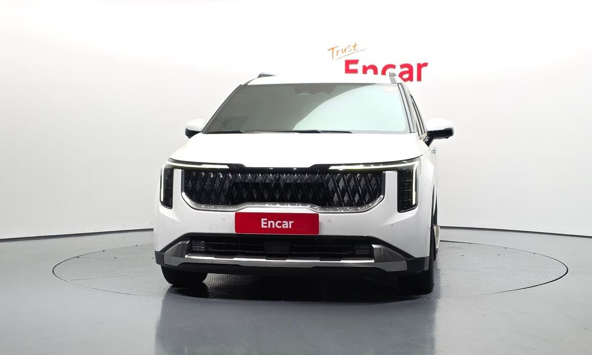Kia Carnival 7-Seater Signature, 2024