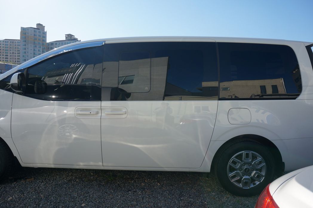 Hyundai Staria Cargo 5-Seater, 2025
