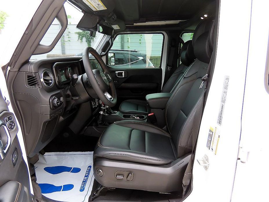 Jeep Wrangler 2.0 Sahara Power Top 4Door, 2024