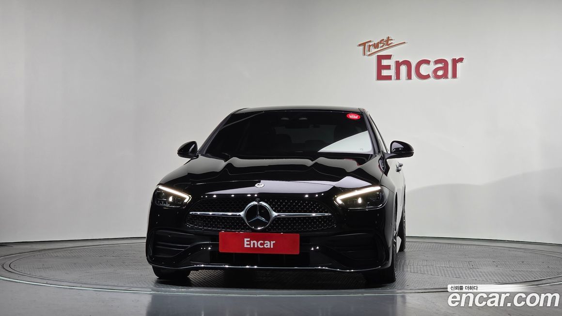 Mercedes-Benz C-Class C300 4MATIC AMG Line, 2023