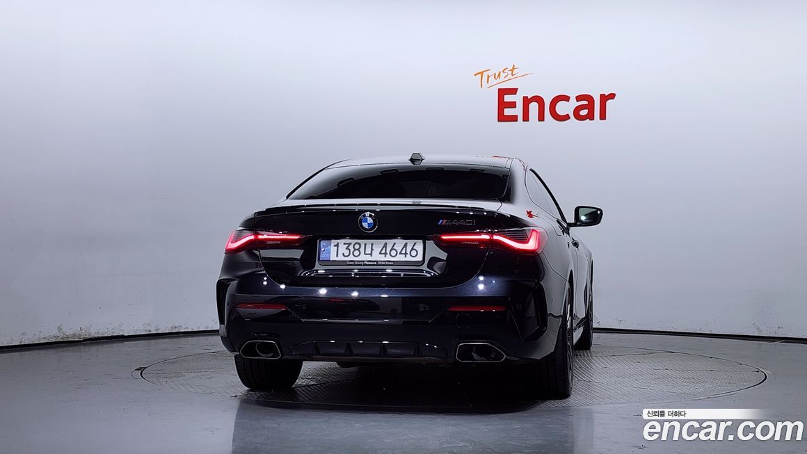 BMW 4-Series M440i xDrive Coupe, 2024