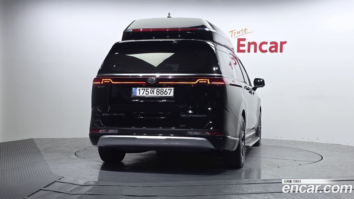 Kia Carnival 9-Seater Hi-Limousine, 2021