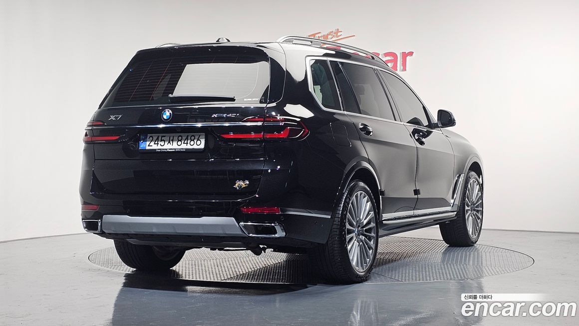 BMW X7 xDrive 40i Design Pure Excellence 6-Seater, 2024