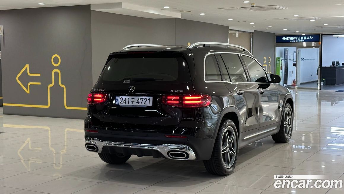 Mercedes-Benz GLB-Class GLB250 4MATIC, 2024