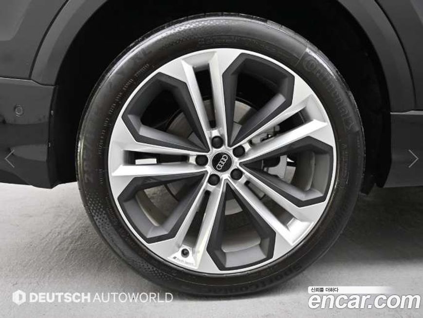 Audi Q8 55 TFSI Quattro Premium, 2025