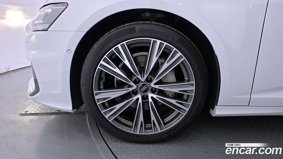 Audi A6 45 TFSI Quattro Premium, 2023