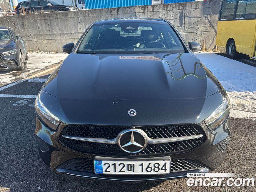 Mercedes-Benz A-Class A220 Sedan, 2025
