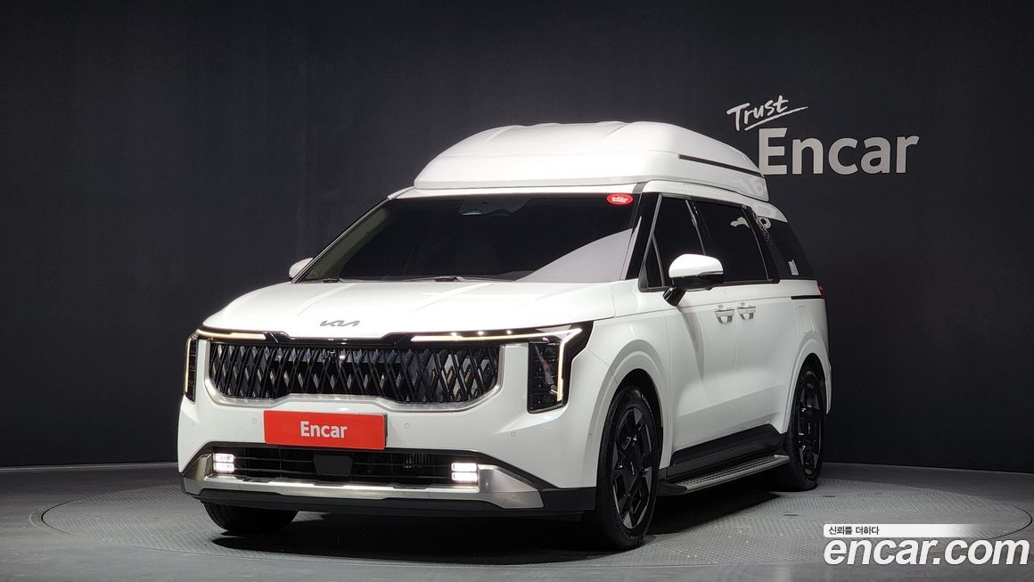 Kia Carnival 9-Seater Hi Limousine, 2024