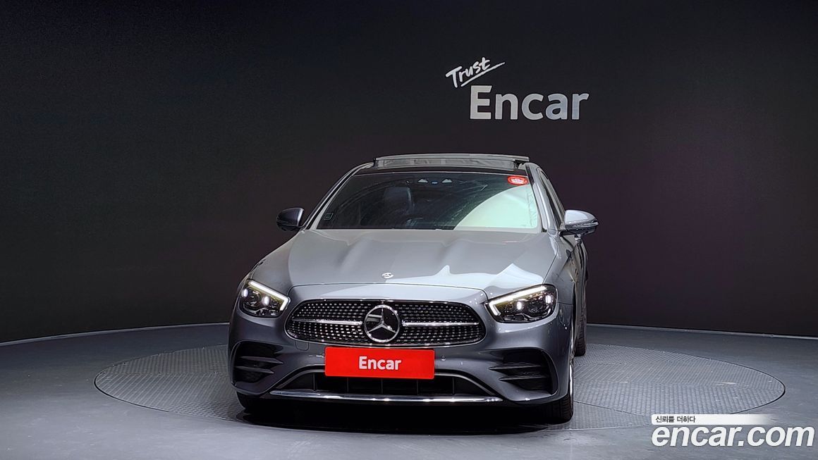 Mercedes-Benz E-Class E350 4MATIC AMG Line, 2022