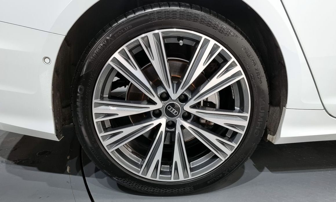 Audi A6 45 TFSI Quattro Premium, 2023