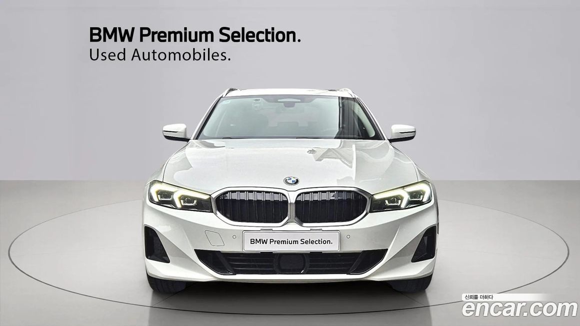 BMW 3-Series 320i Touring, 2025