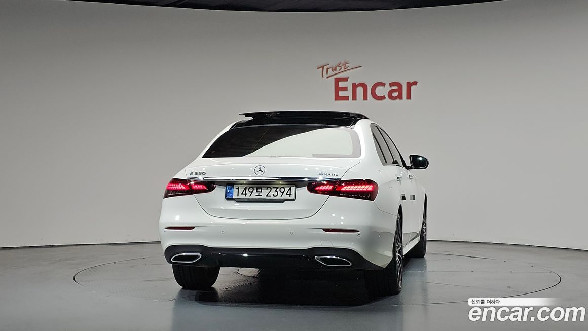 Mercedes-Benz E-Class E350 4MATIC AMG Line, 2023