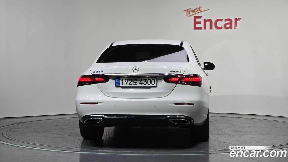 Mercedes-Benz E-Class E350 4MATIC Exclusive, 2023