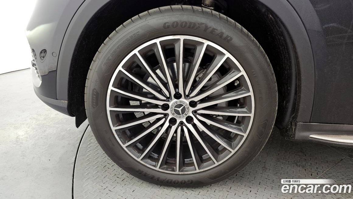 Mercedes-Benz GLC-Class GLC 300 4MATIC Avantgarde, 2025