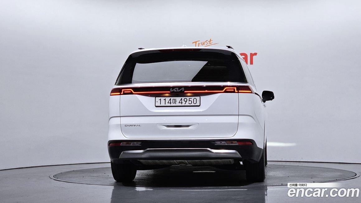 Kia Carnival 9-Seater Noblesse, 2023