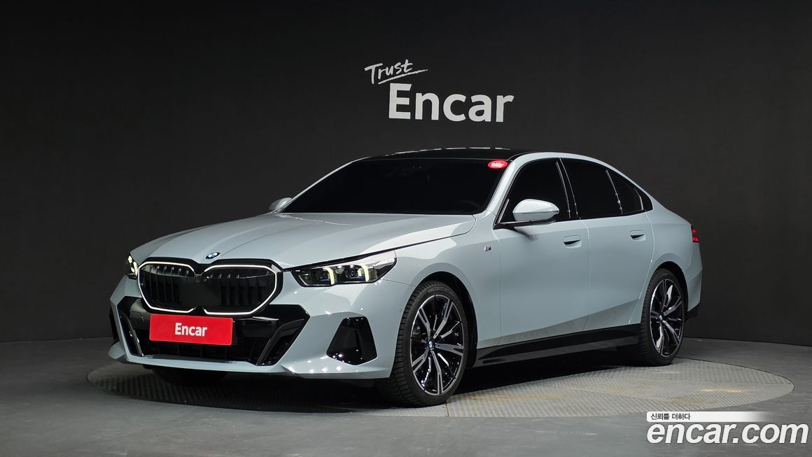 BMW 5-Series 530i xDrive M Sport, 2025