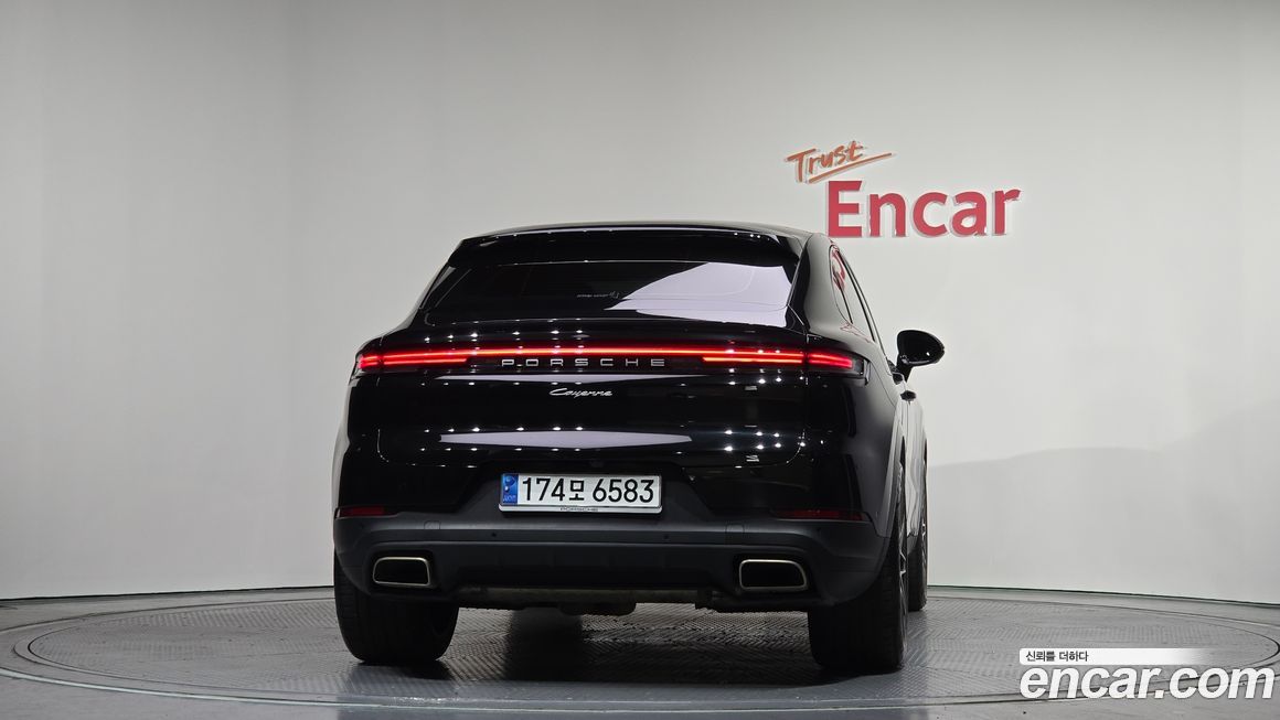 Porsche Cayenne 3.0 Coupe, 2024