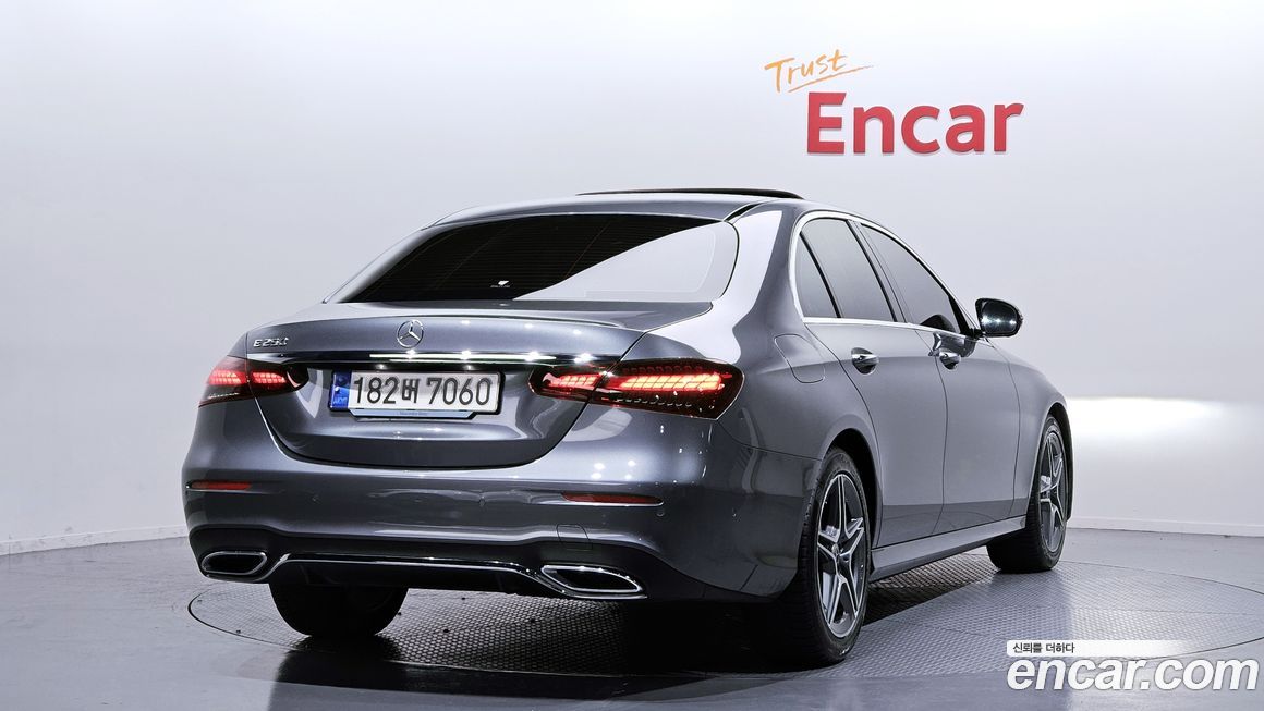 Mercedes-Benz E-Class E250 AMG Line, 2023