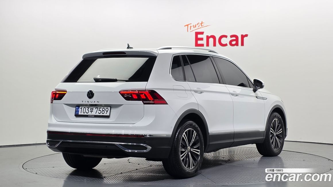 Volkswagen Tiguan 2.0 TDI Premium, 2023