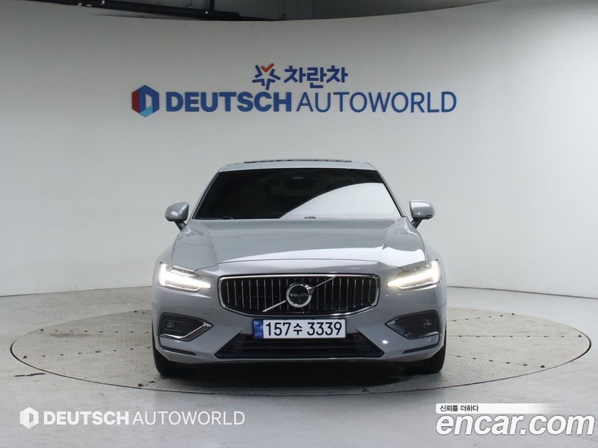 Volvo S60 B5 Ultra Bright, 2025