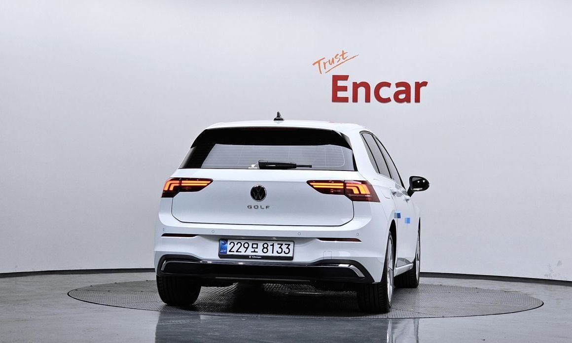 Volkswagen Golf 2.0 TDI Premium, 2025