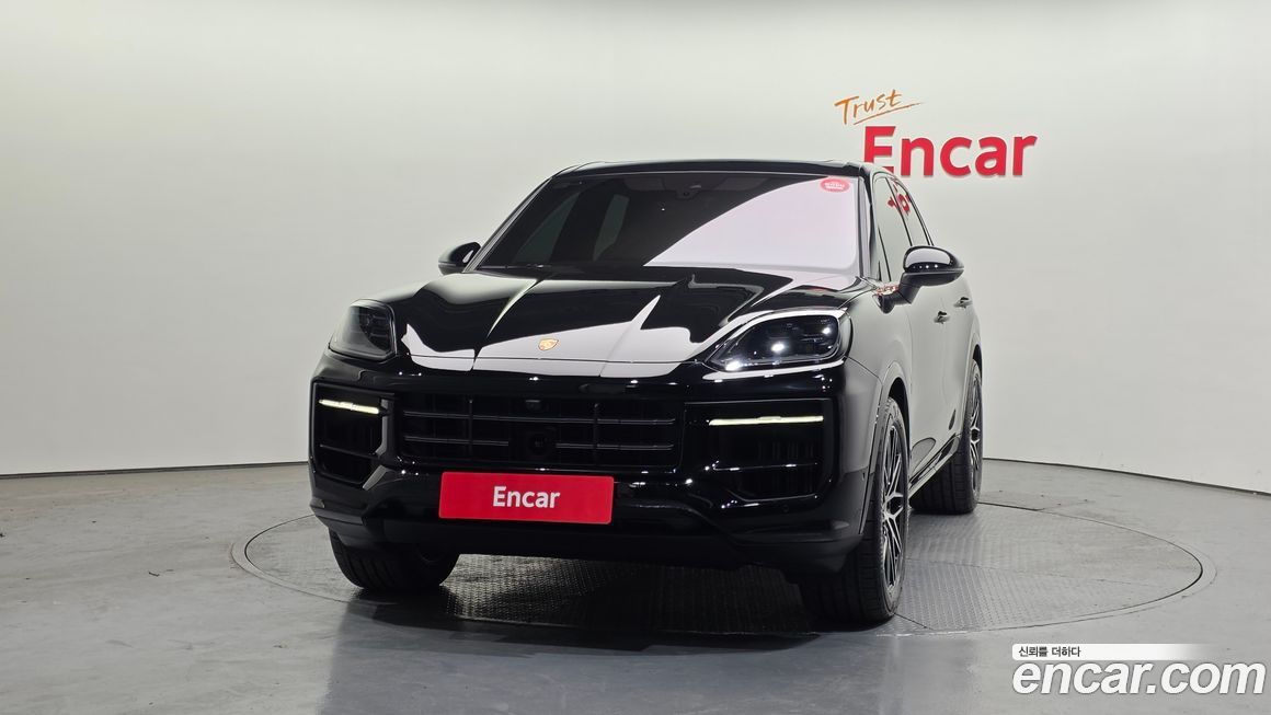 Porsche Cayenne 3.0, 2025