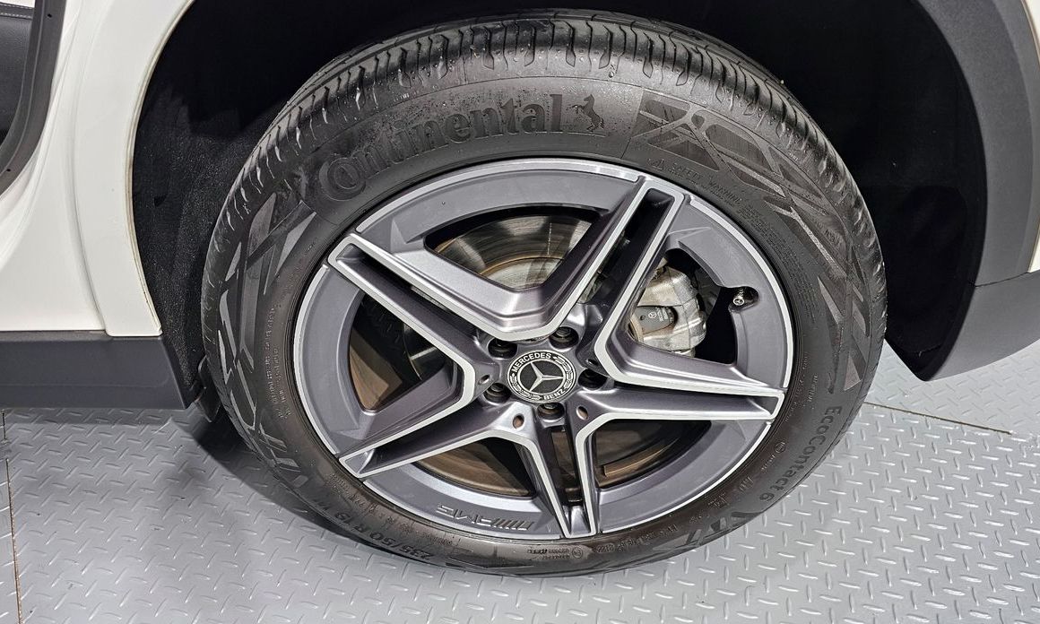 Mercedes-Benz GLA-Class GLA250 4MATIC, 2023