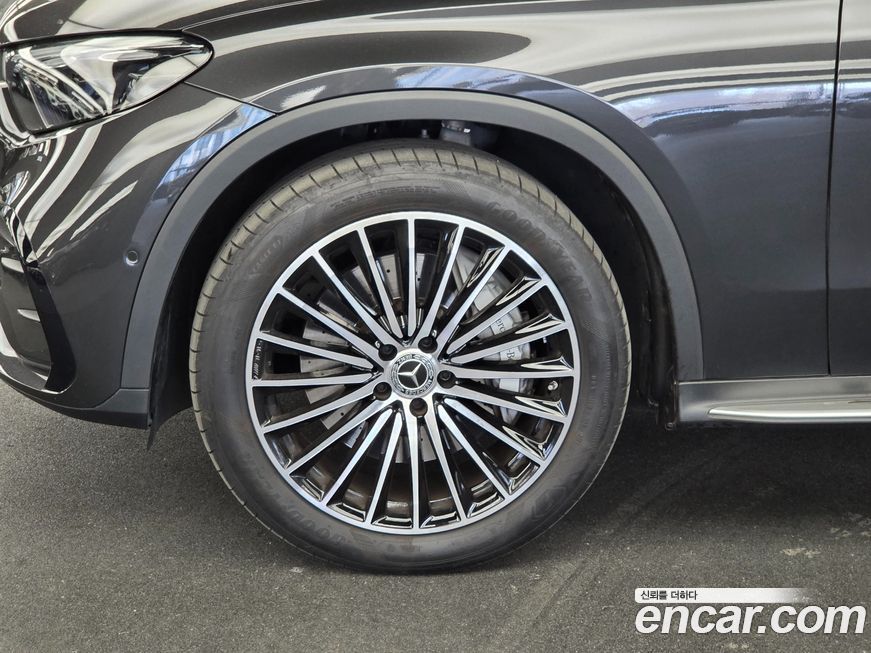 Mercedes-Benz GLC-Class GLC300 4MATIC AMG Line, 2024