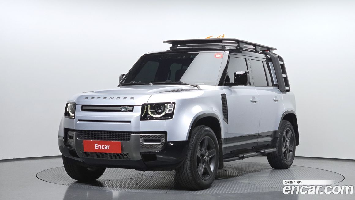 Land Rover Defender 110 P300 X-Dynamic SE, 2024