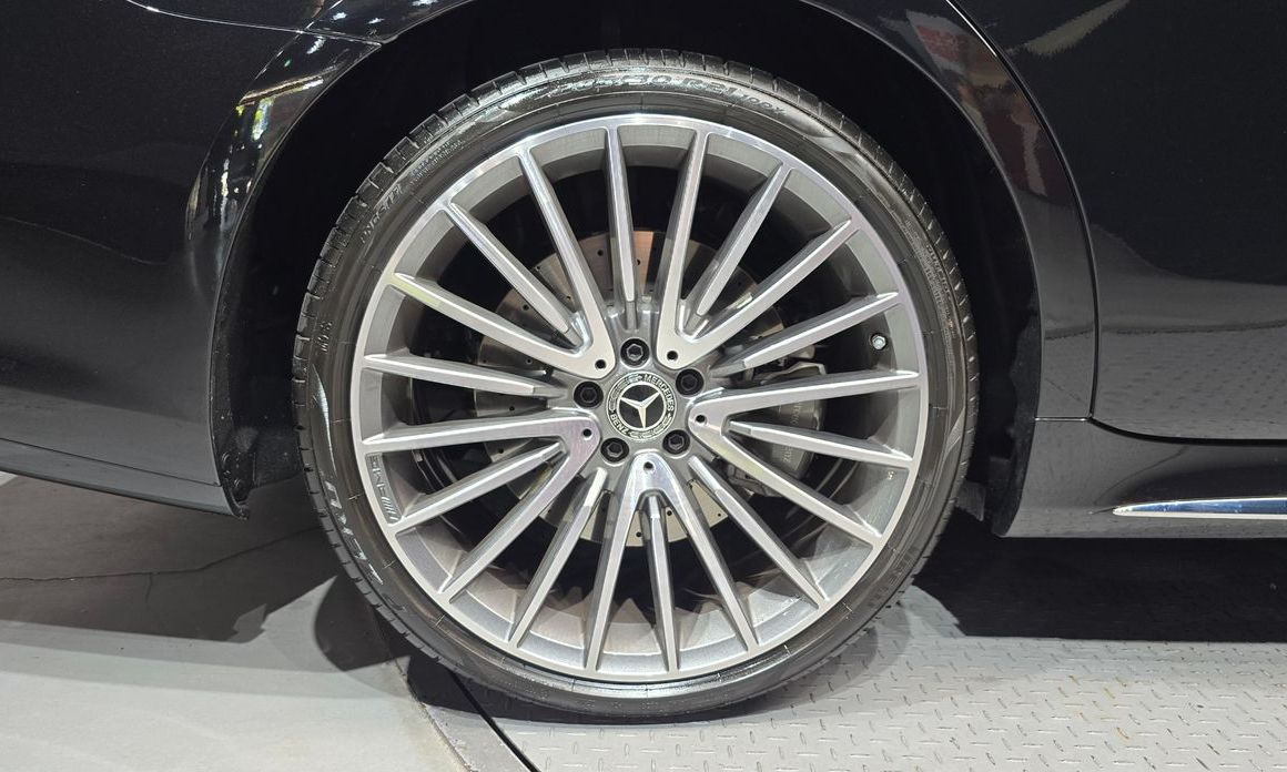 Mercedes-Benz S-Class S500L 4MATIC, 2026