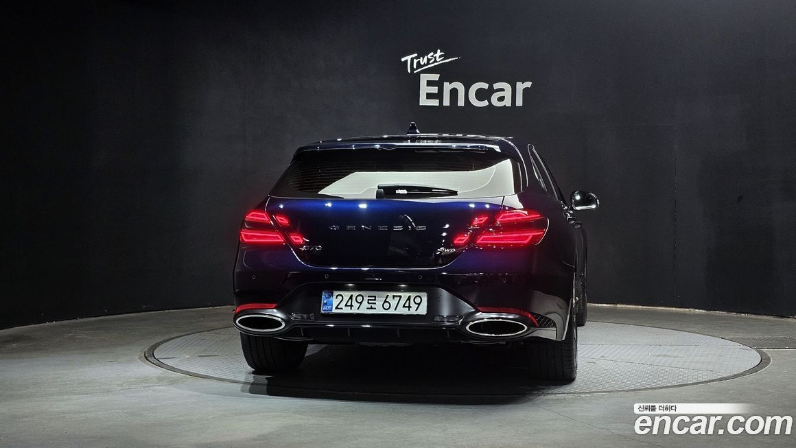Genesis G70 Gasoline 2.5T 4WD, 2025
