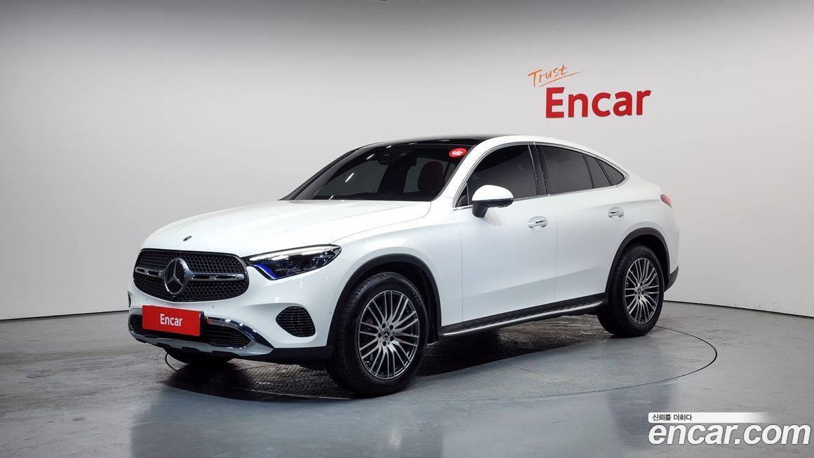 Mercedes-Benz GLC-Class GLC300 4MATIC Avnatgarde Coupe, 2025