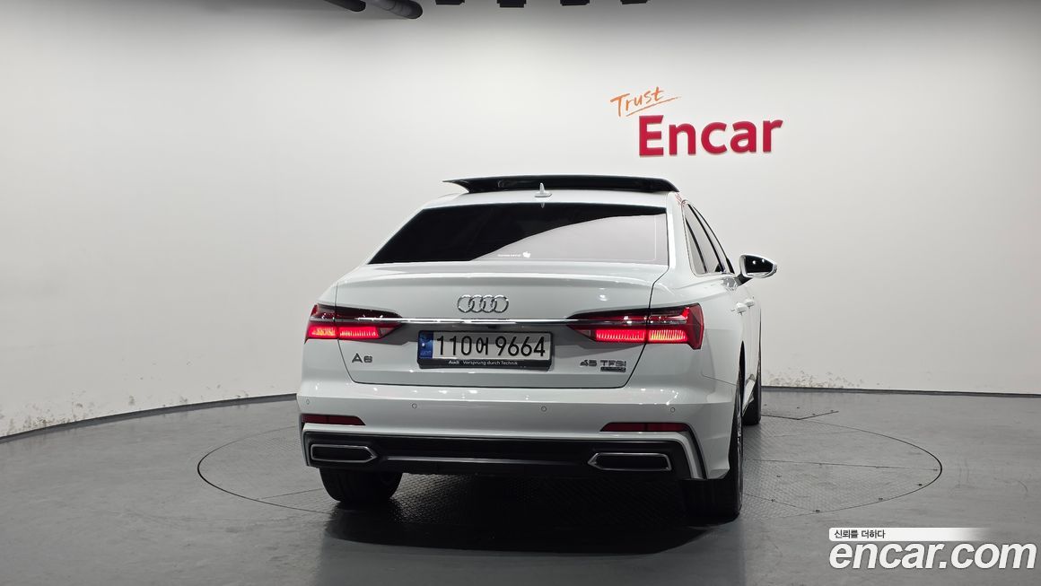 Audi A6 45 TFSI Quattro Premium, 2023