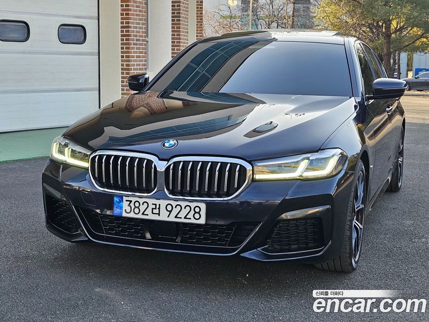 BMW 5-Series 530i xDrive M Sport Package, 2022