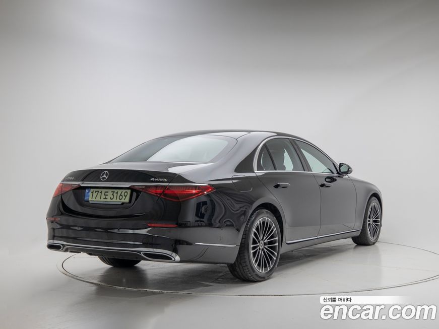 Mercedes-Benz S-Class S350 d 4MATIC, 2025