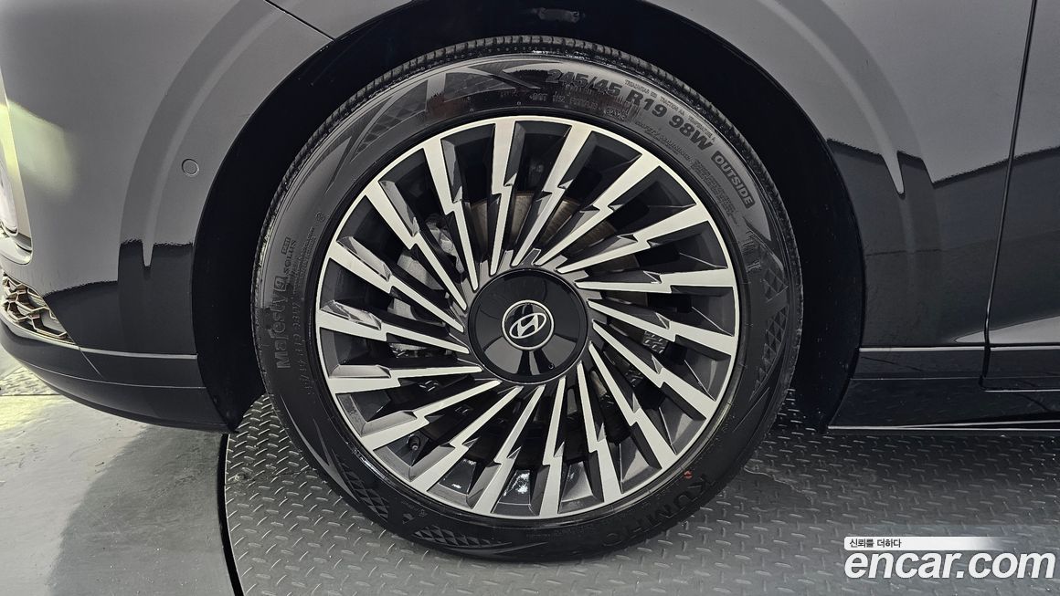 Hyundai Grandeur 2,5 Gasoline 2WD, 2023