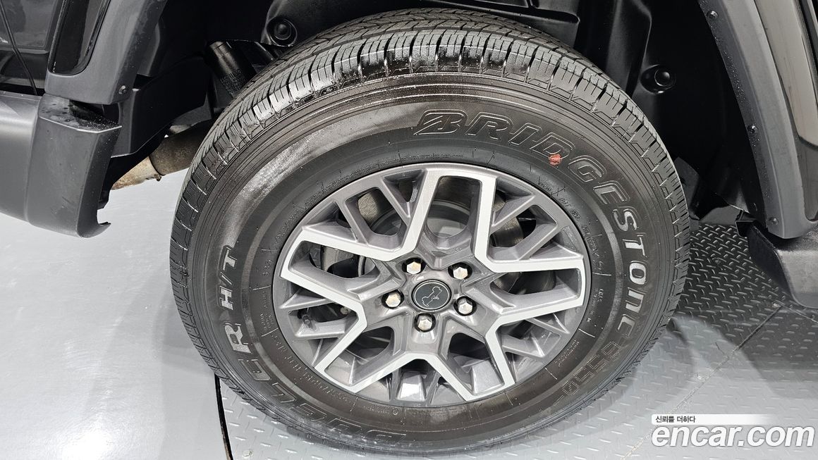 Jeep Wrangler 2.0 Sahara 4Door, 2024