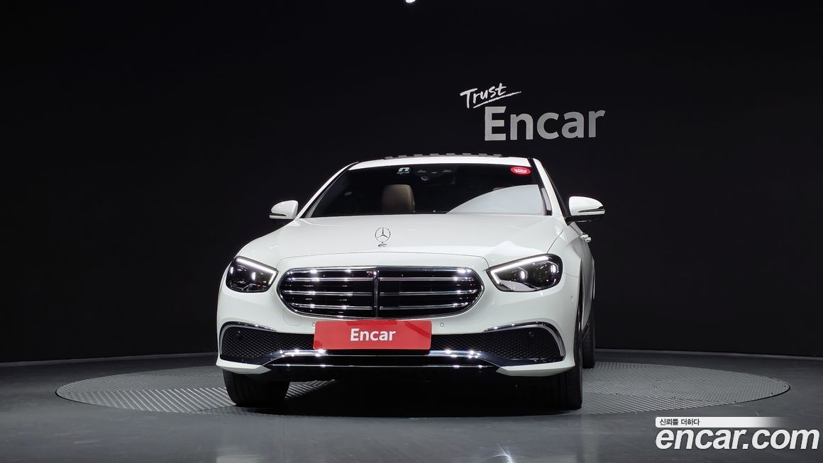 Mercedes-Benz E-Class E350 4MATIC Exclusive, 2023
