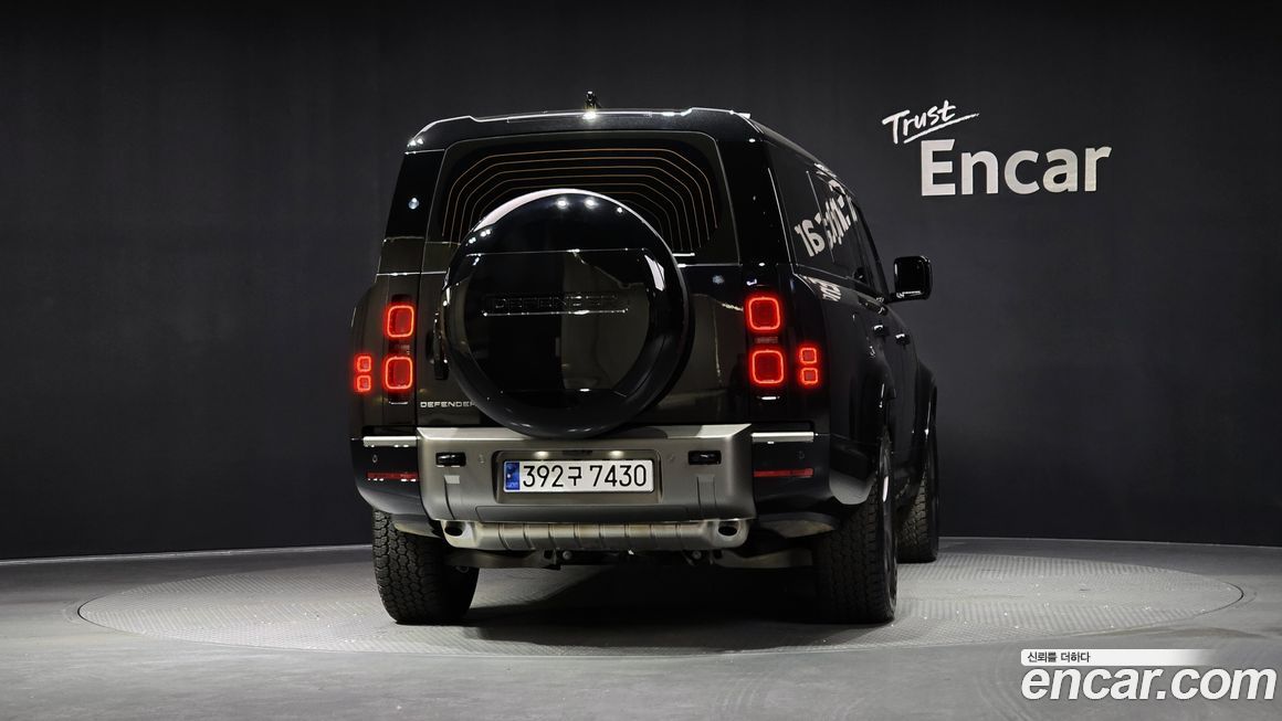 Land Rover Defender 130 P400 X-Dynamic HSE, 2025