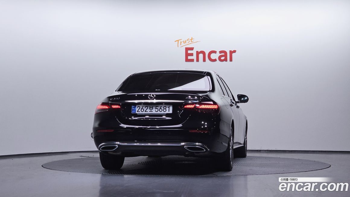 Mercedes-Benz E-Class E350 4MATIC Avantgarde, 2022